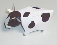 Papercraft imprimible y armable de una vaca / cow. Manualidades a Raudales.